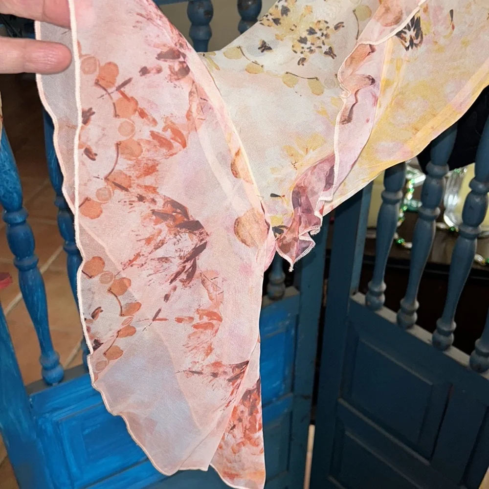 NWT Victoria’s Secret GORGEOUS Chiffon Wrap Belted Ruffle Robe with Bell SleeveS - Picture 4 of 10